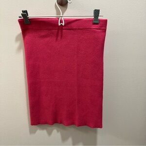 Pink ribbed skirt